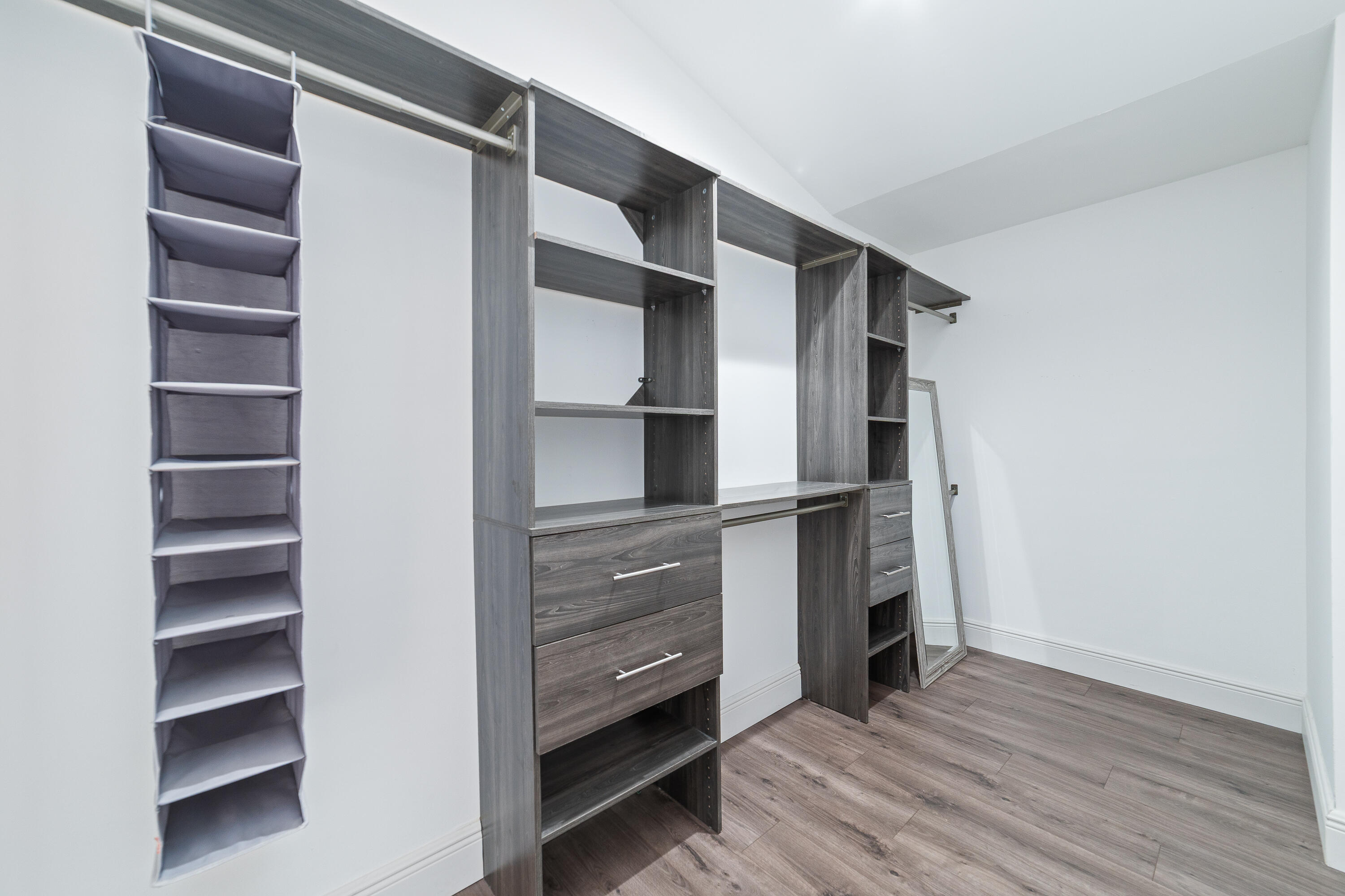 LAWRENCE GROVE 1 - Residential