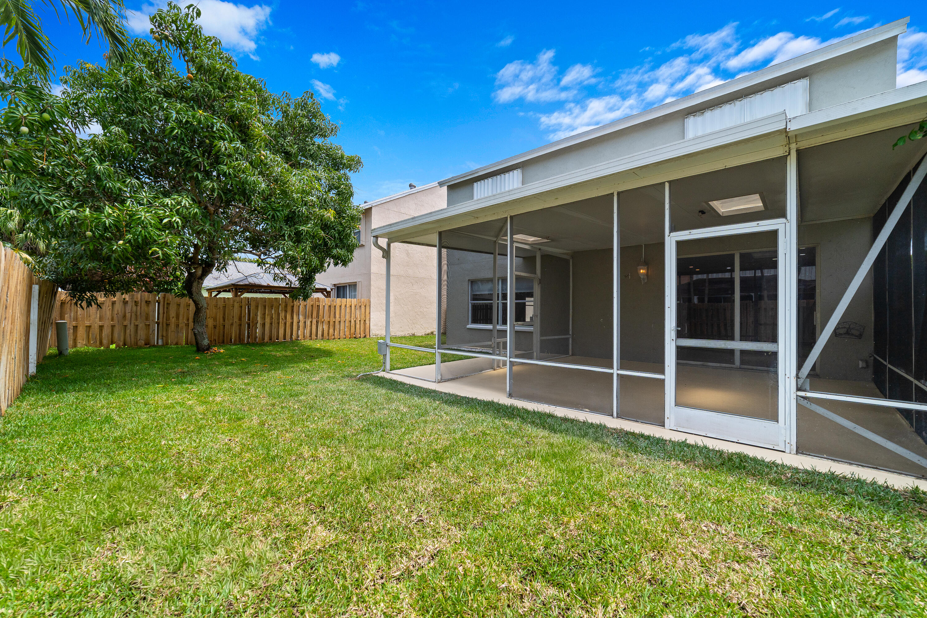 LAWRENCE GROVE 1 - Residential