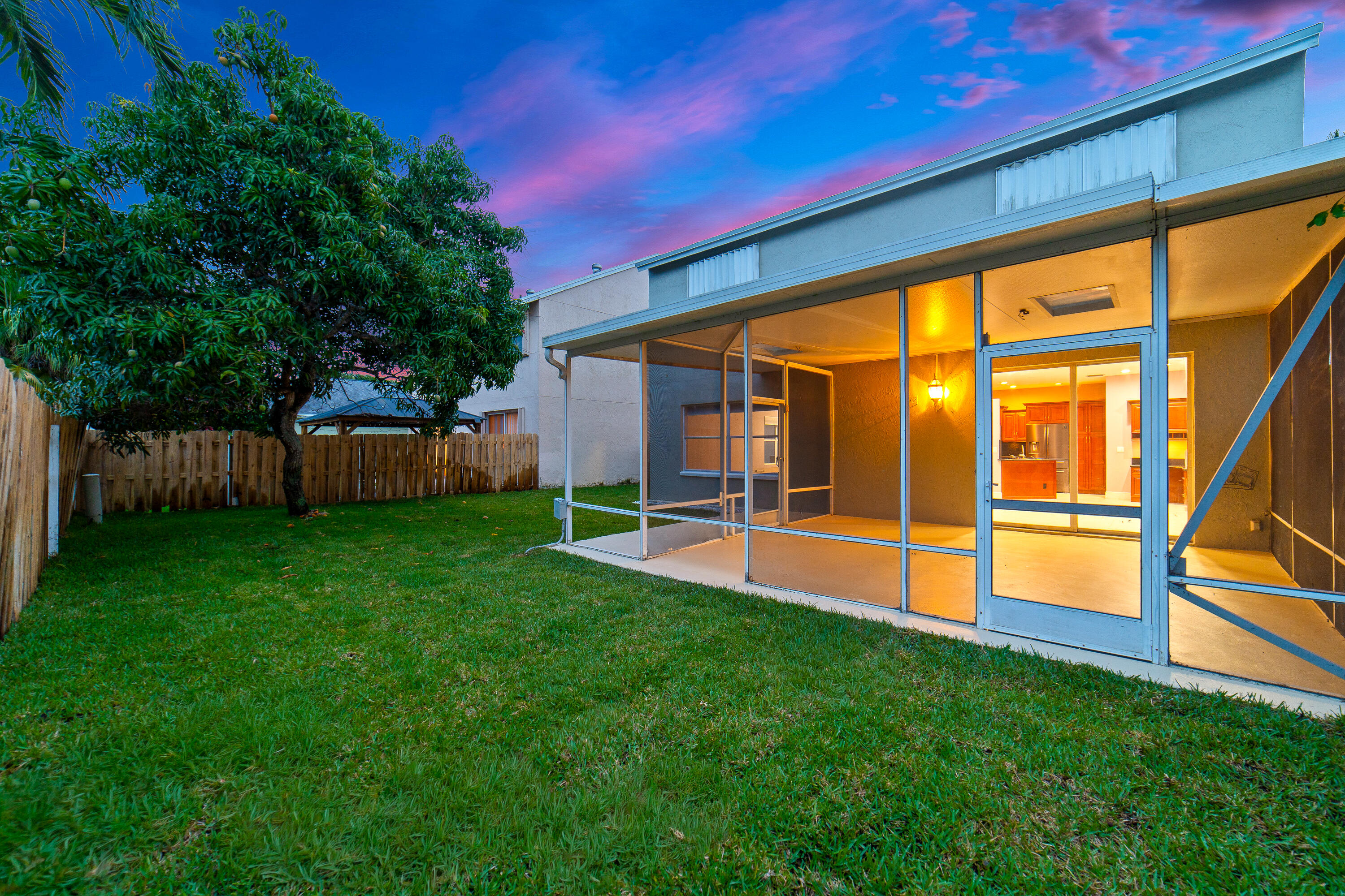 LAWRENCE GROVE 1 - Residential