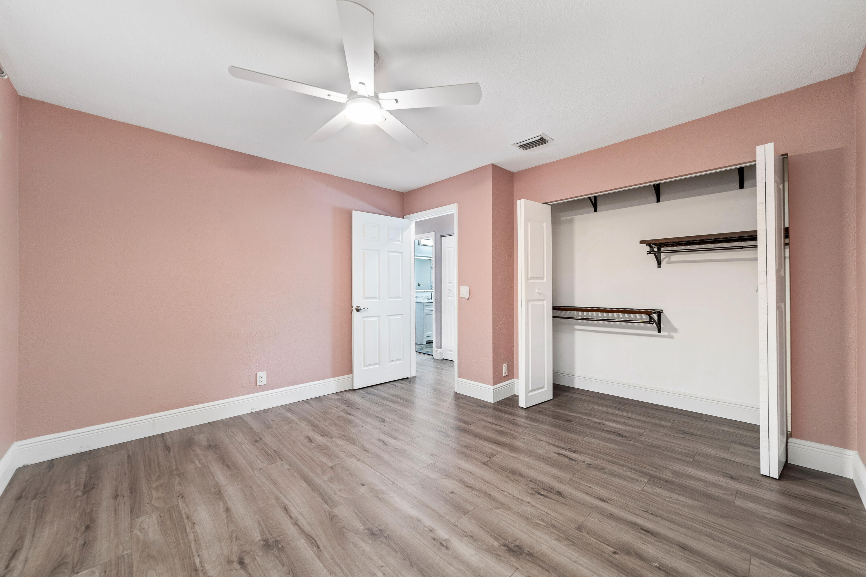 LAWRENCE GROVE 1 - Residential