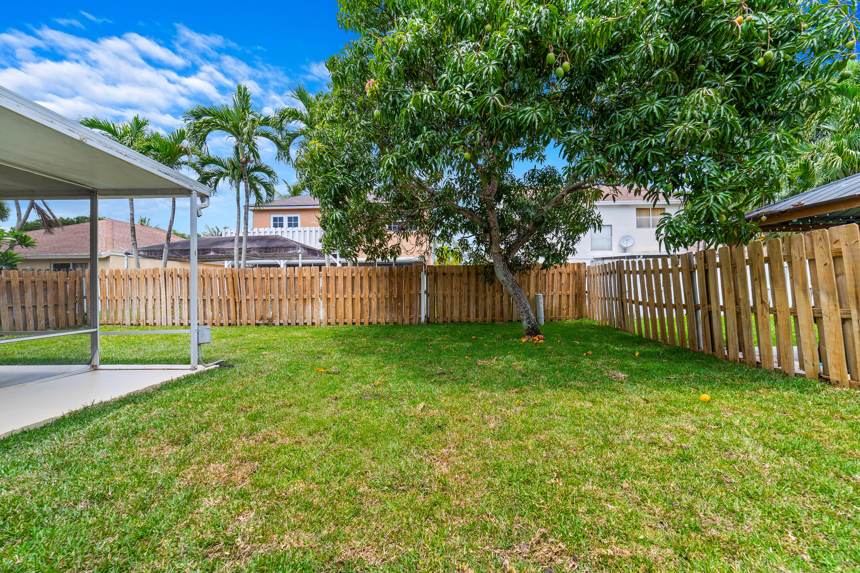 LAWRENCE GROVE 1 - Residential
