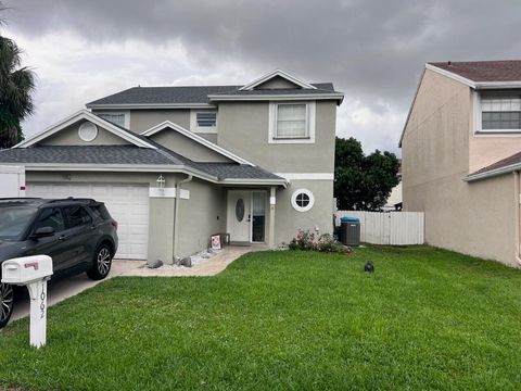 1062 W Fairfax Cir W Boynton Beach FL 33436