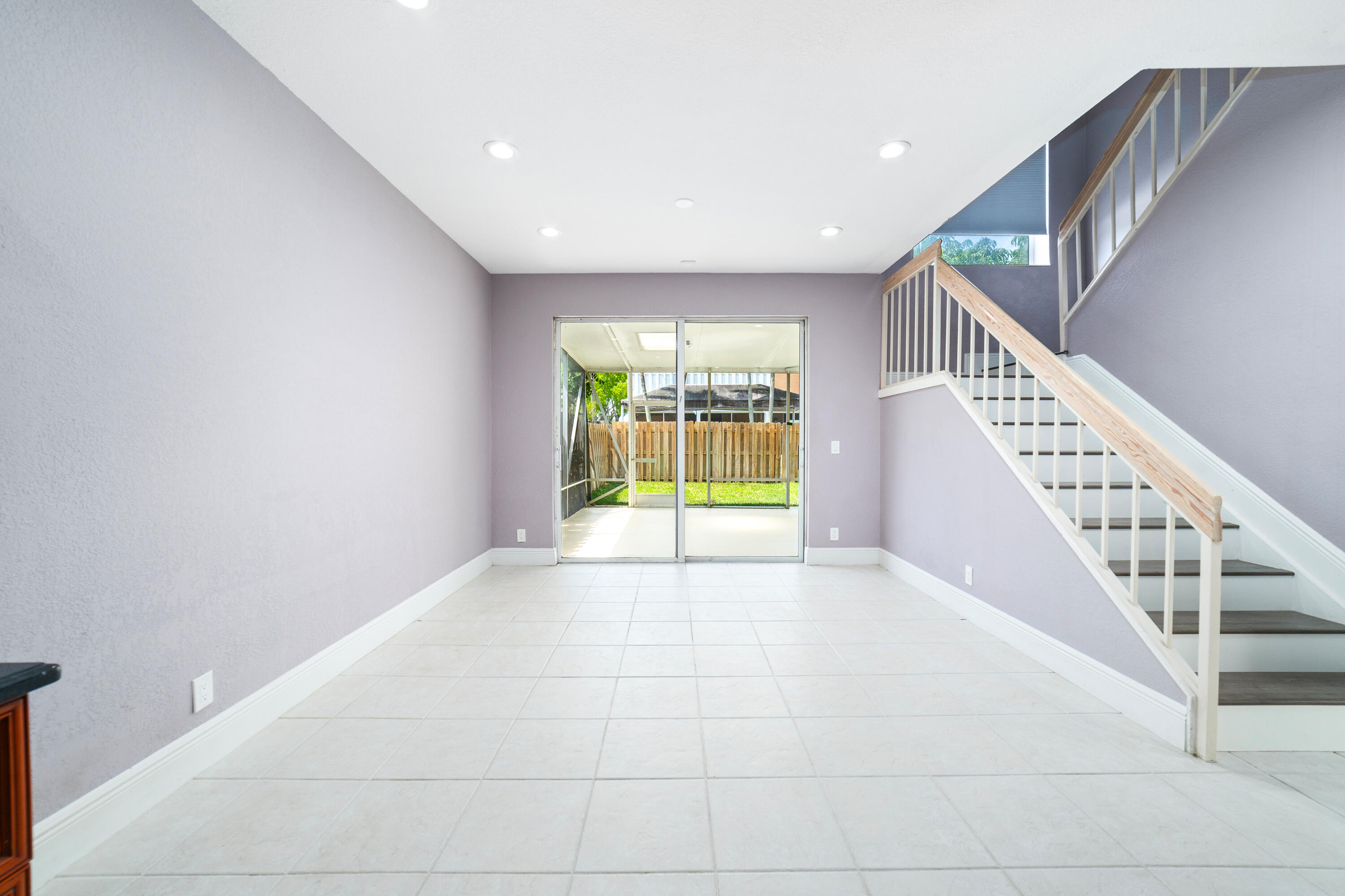 LAWRENCE GROVE 1 - Residential