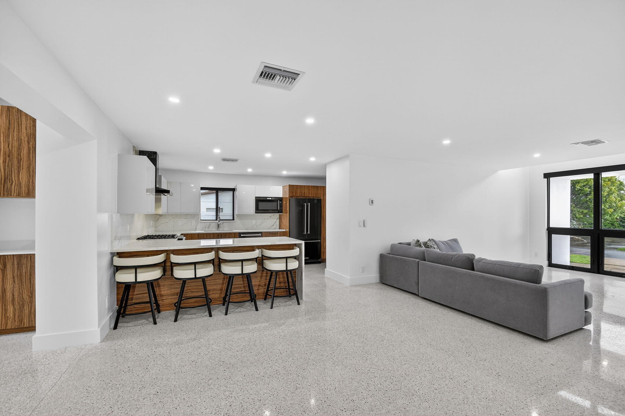 NORTH PALM BEACH VILLAGE OF 1 - Residential