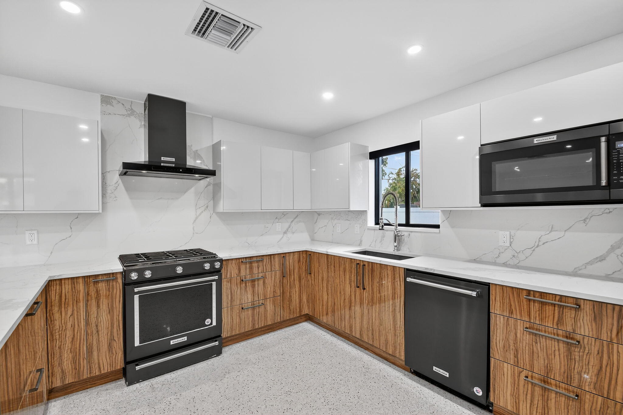 NORTH PALM BEACH VILLAGE OF 1 - Residential