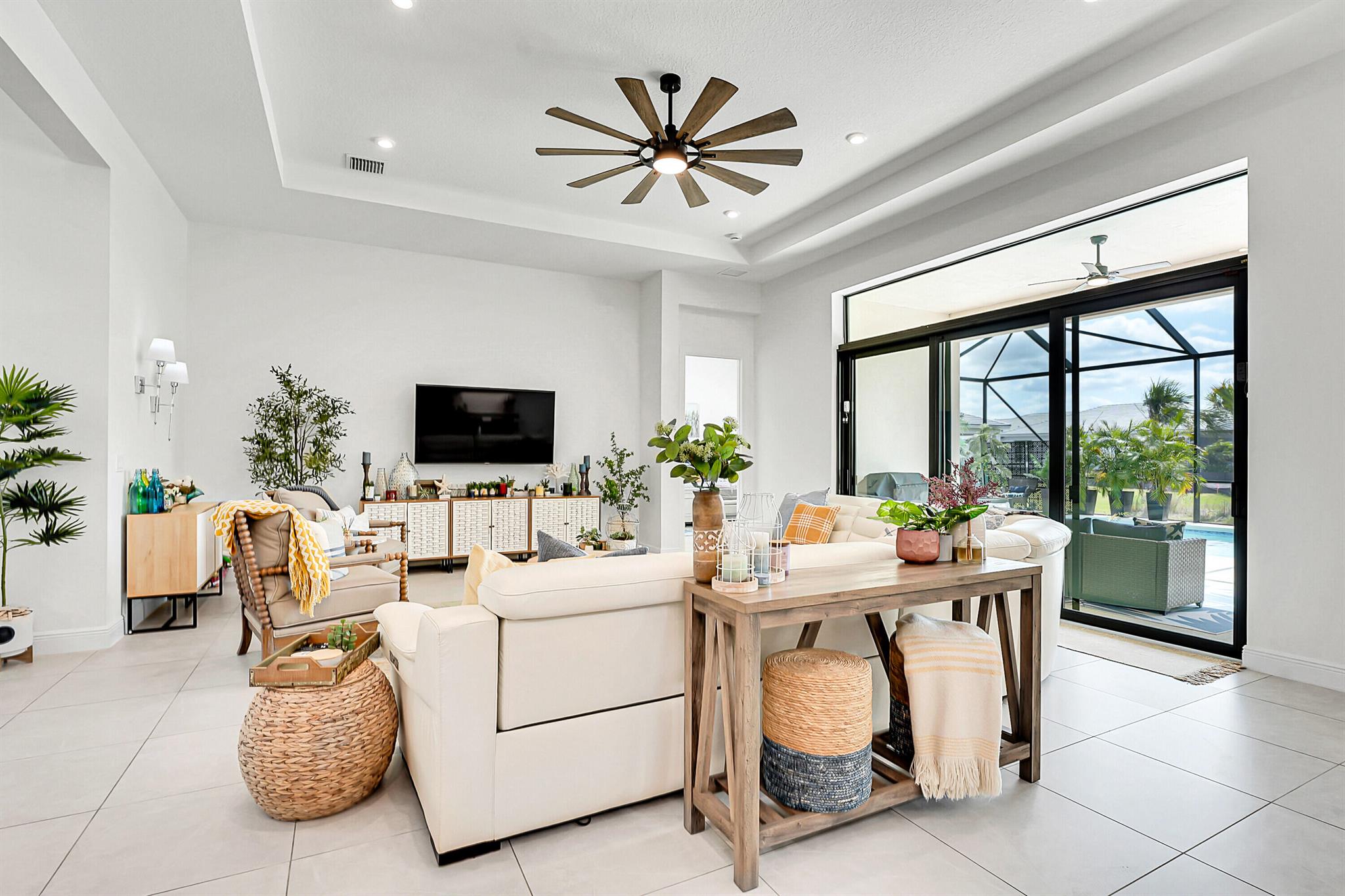 VERANDA ESTATES PHASE 1 - Residential