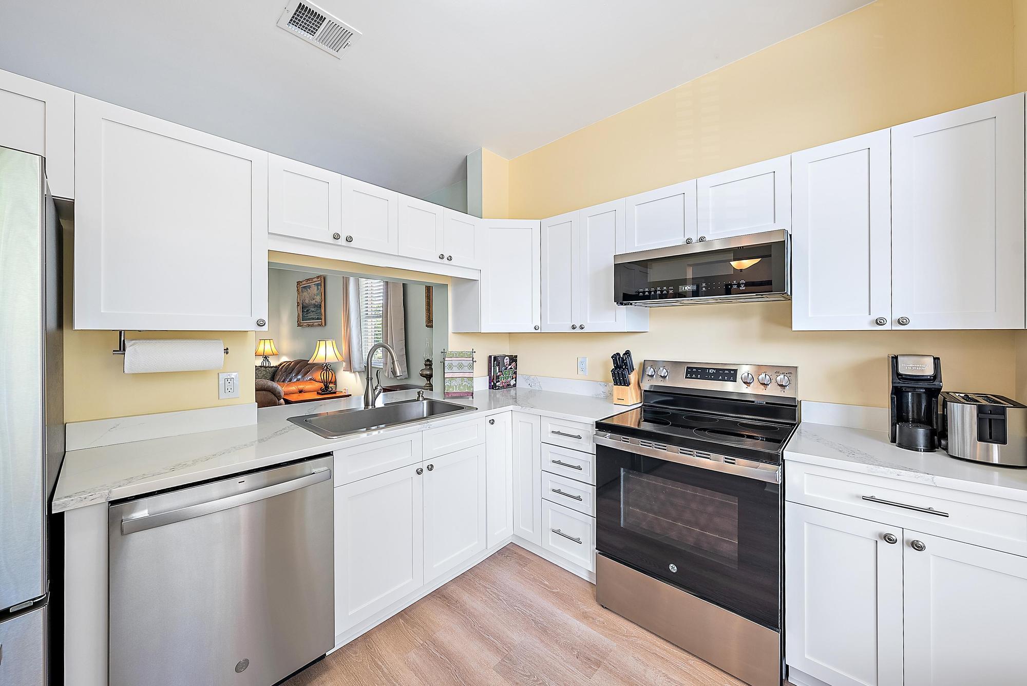 18081 SE Country Club Drive 370