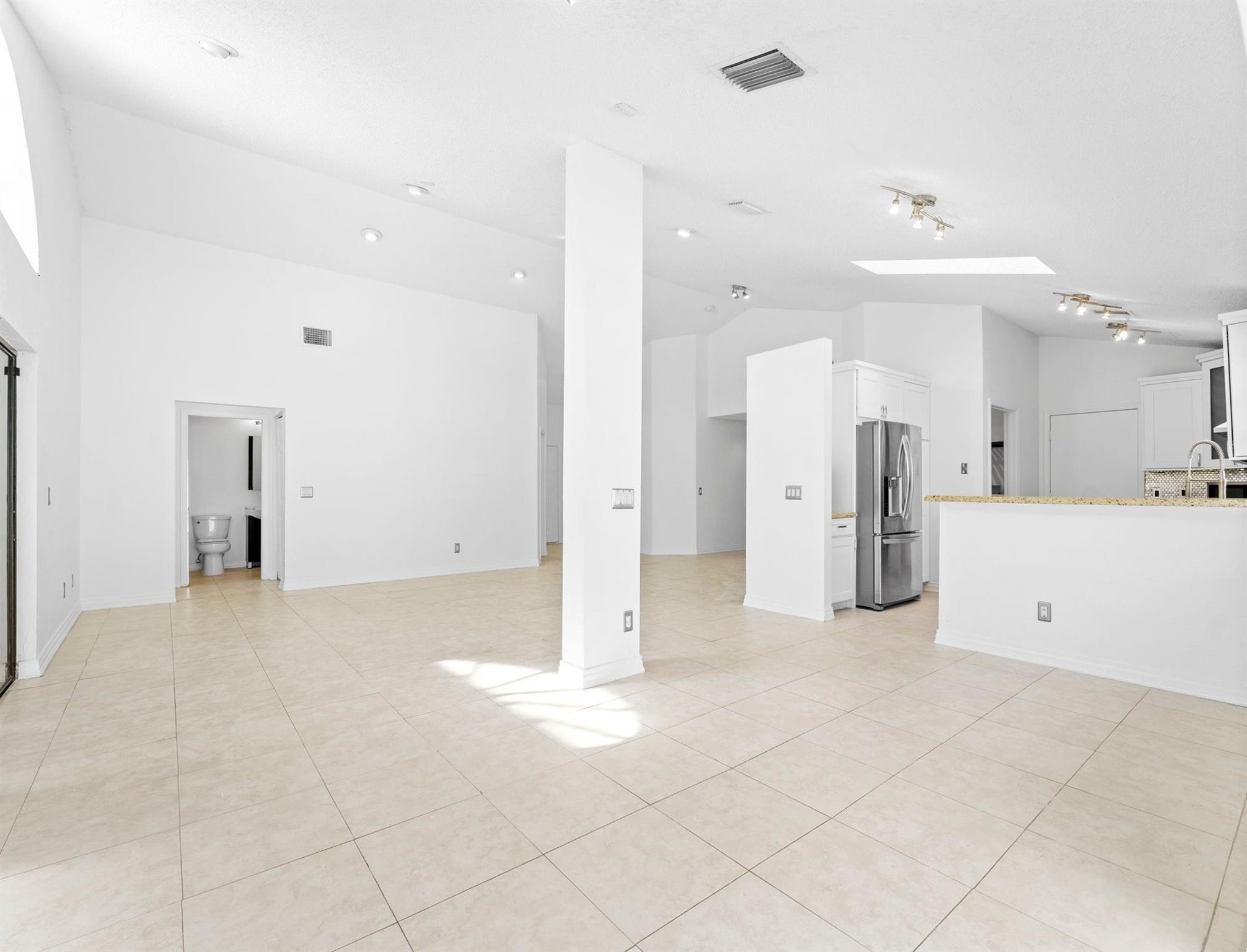 ABERDEEN / Cambridge - Residential Lease