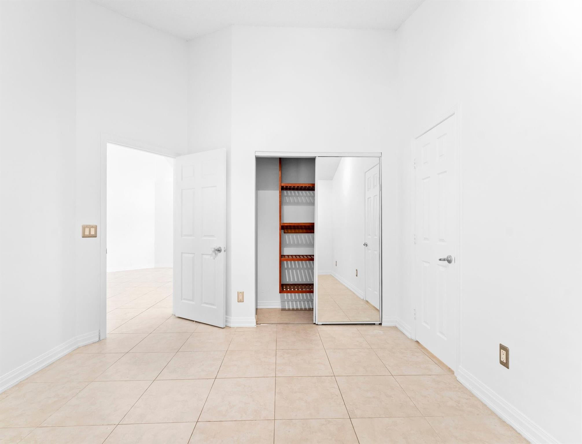 ABERDEEN / Cambridge - Residential Lease