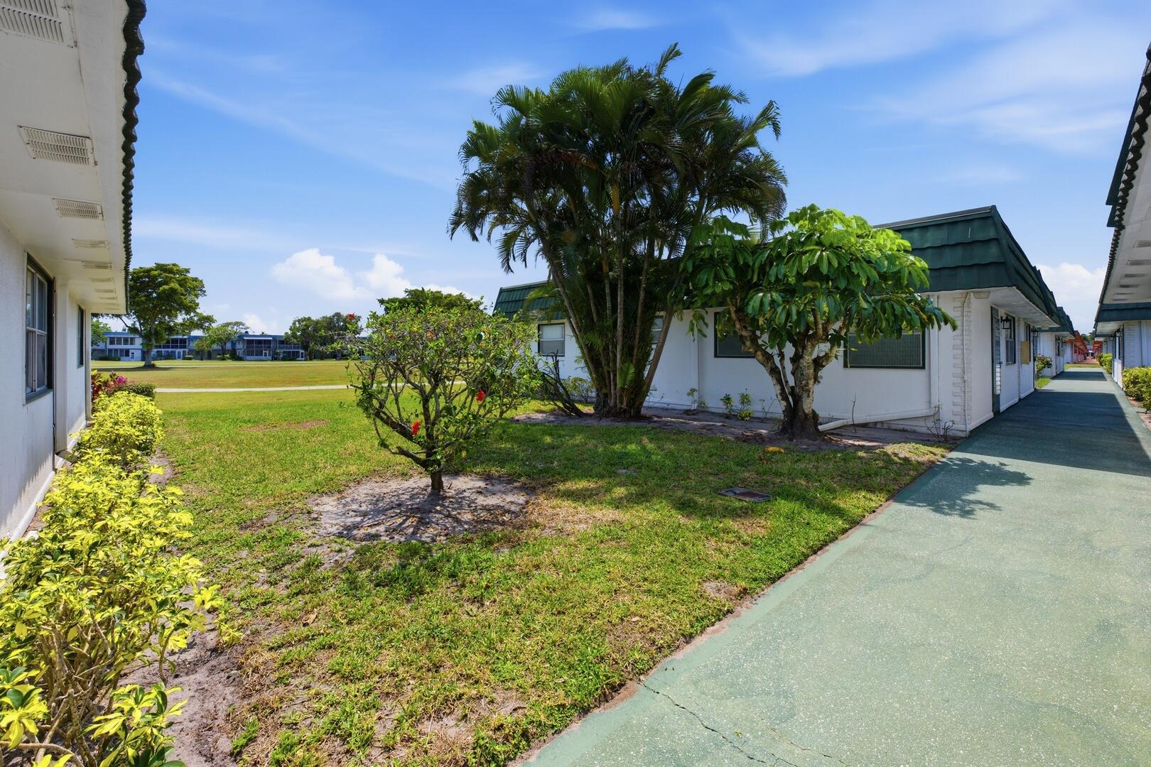 KINGS POINT WATERFORD CONDOS - Residential