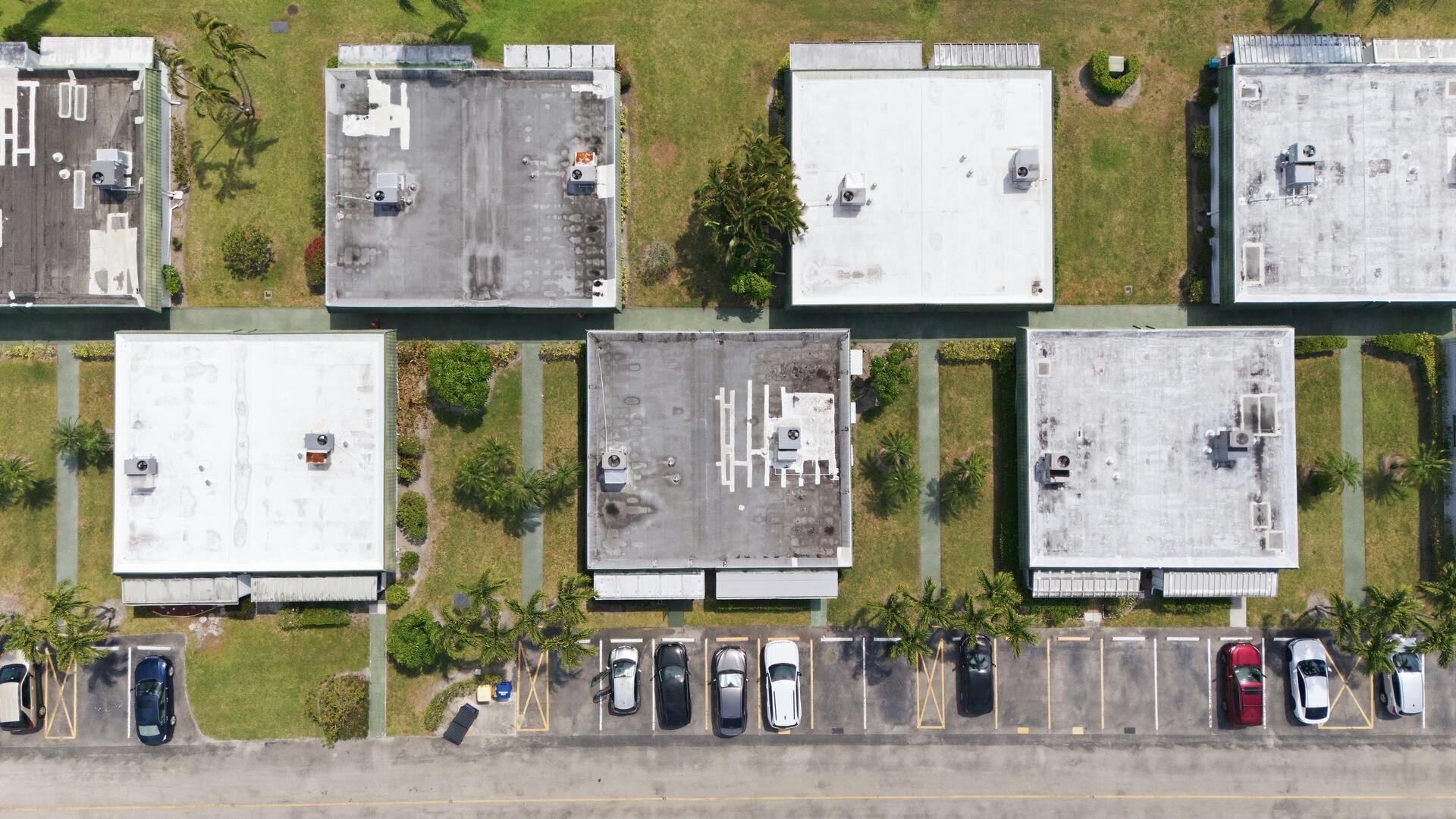 KINGS POINT WATERFORD CONDOS - Residential