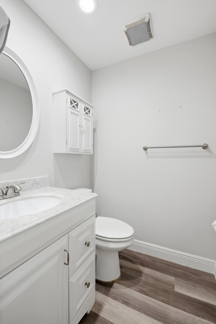 KINGS POINT WATERFORD CONDOS - Residential