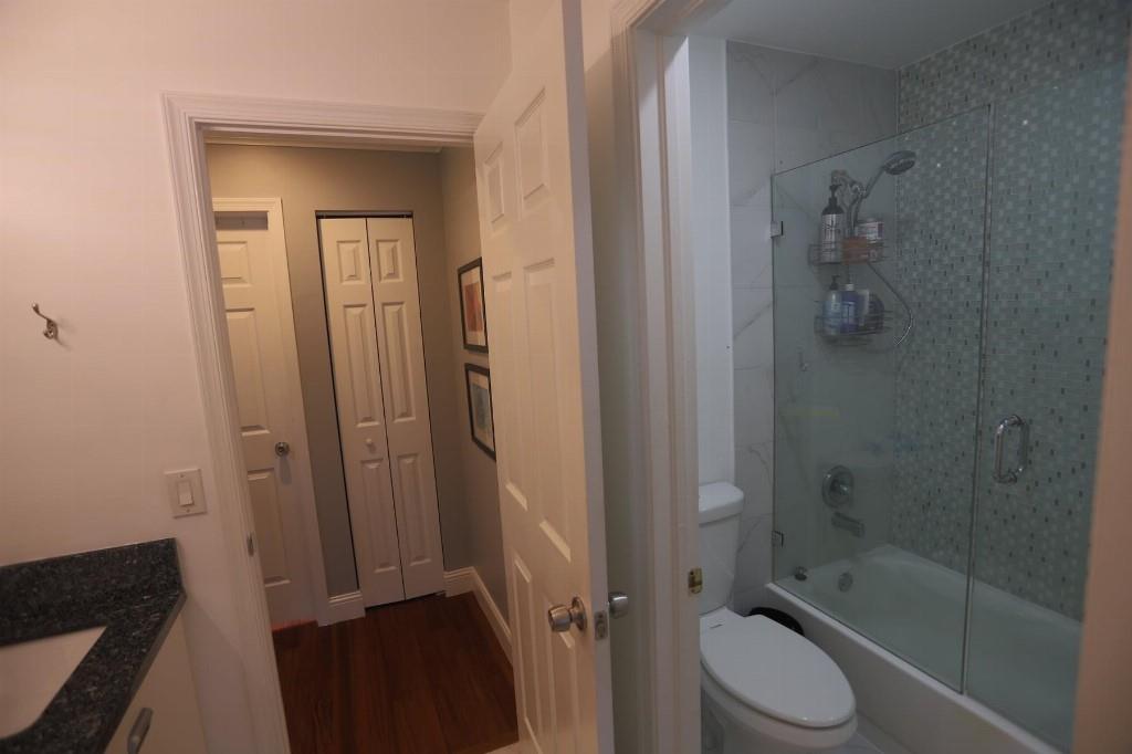 Crystal Pointe 158-10 B - Residential