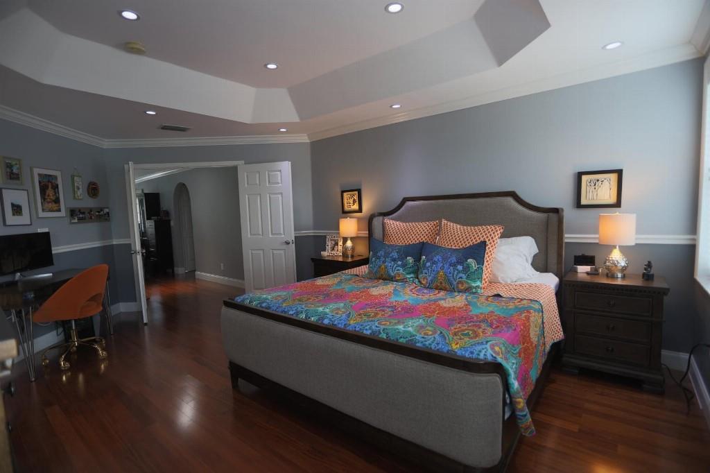 Crystal Pointe 158-10 B - Residential