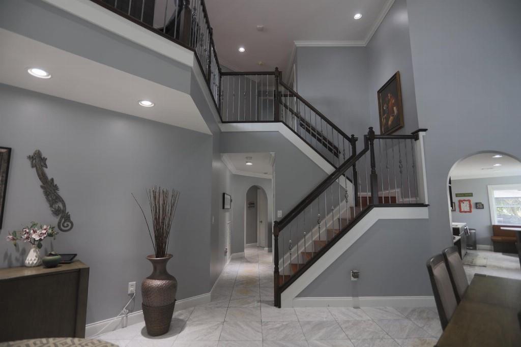 Crystal Pointe 158-10 B - Residential