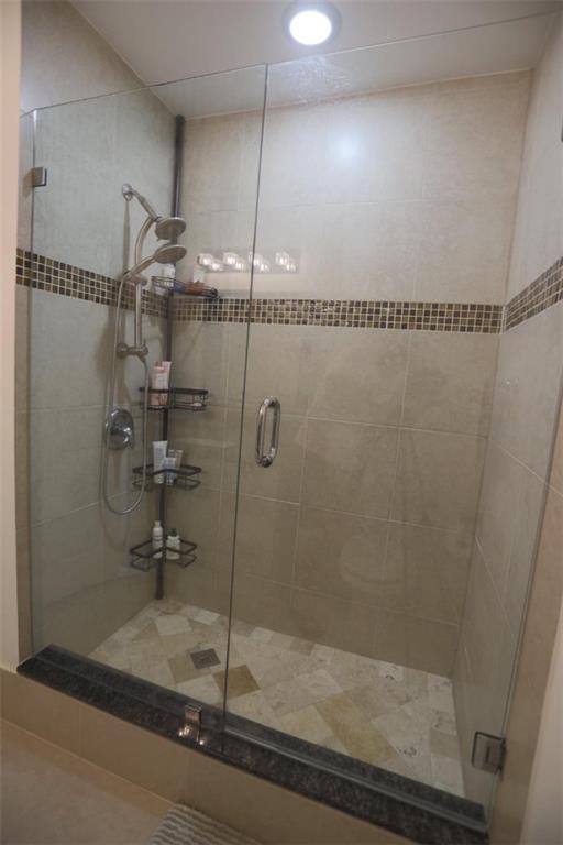 Crystal Pointe 158-10 B - Residential