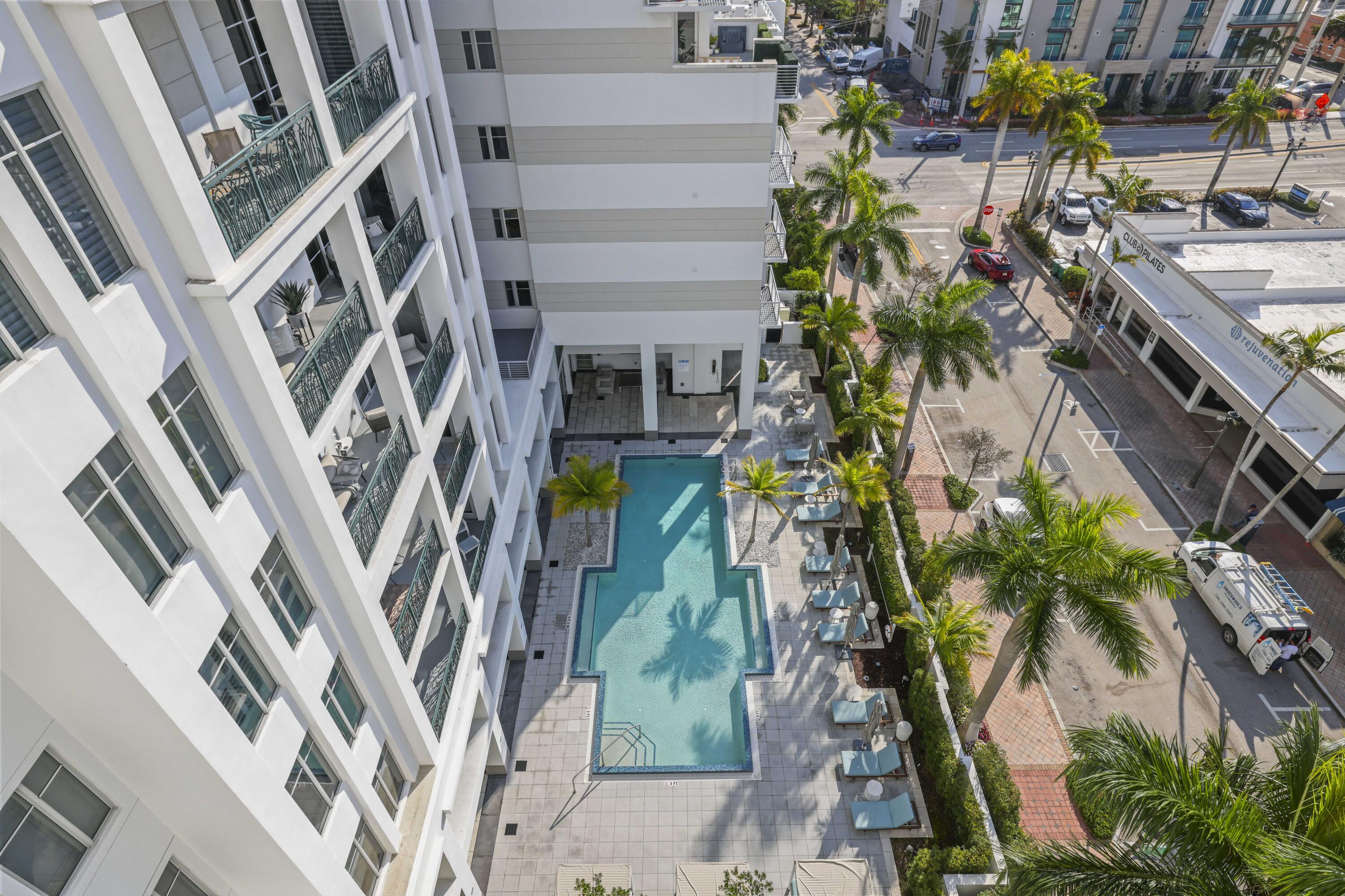 TOWER 155 CONDO - Residential