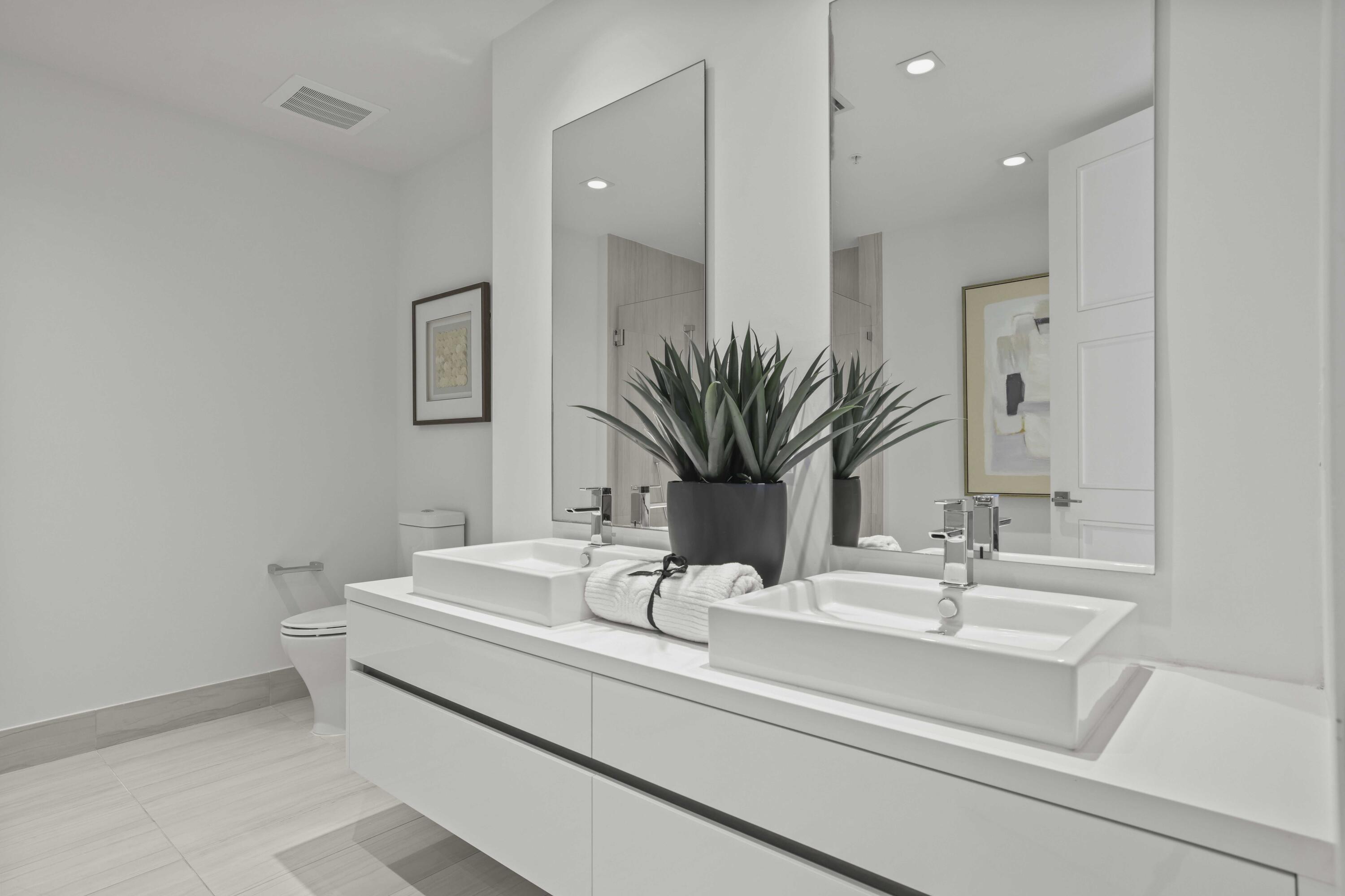 TOWER 155 CONDO - Residential