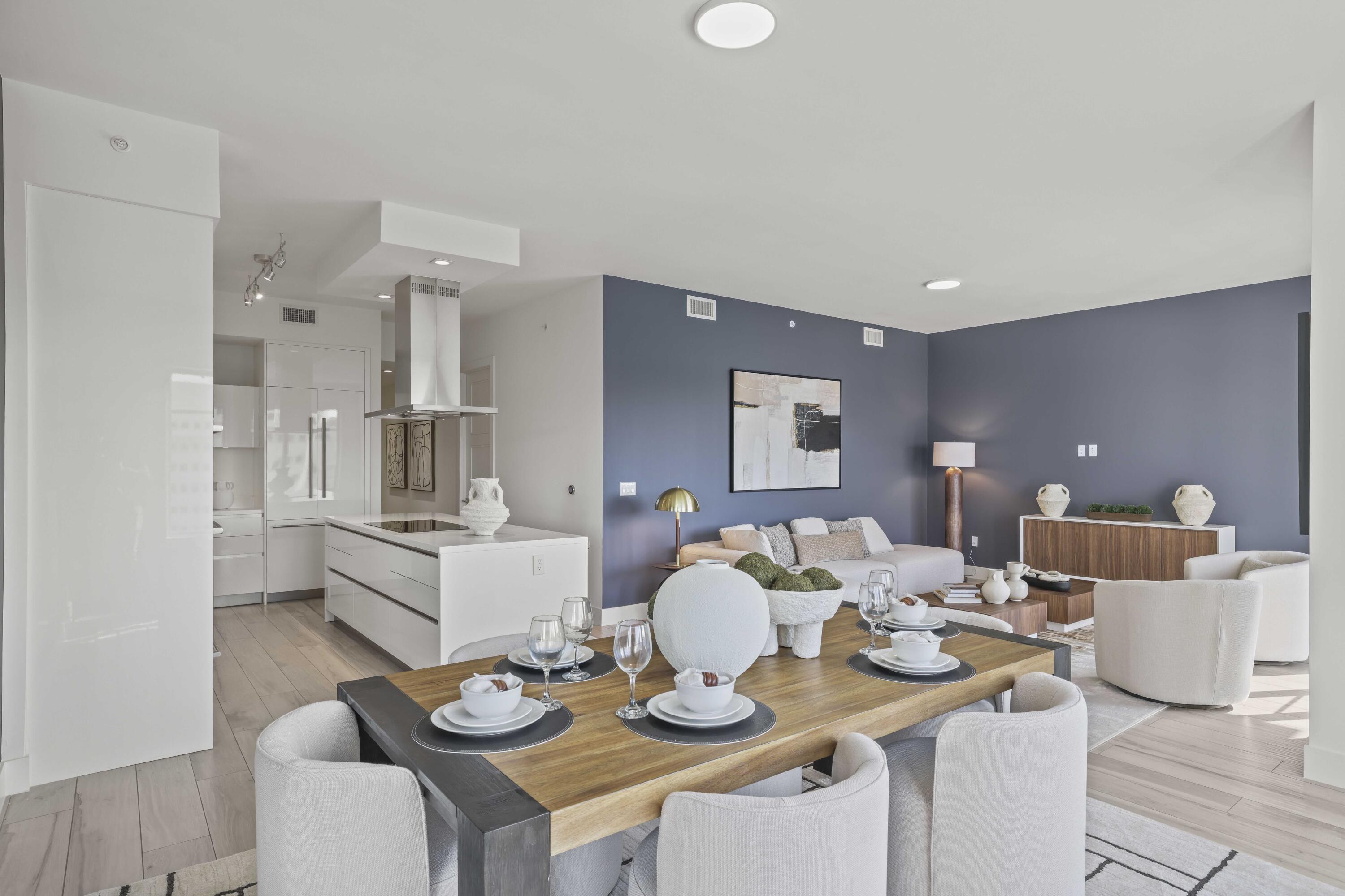 TOWER 155 CONDO - Residential