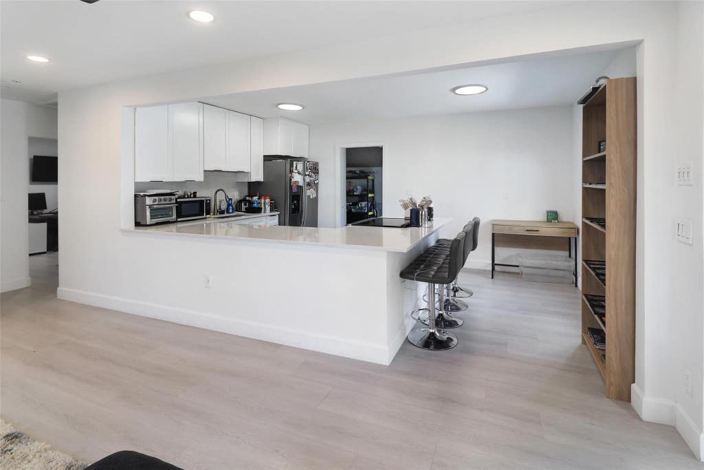 Photo of 508 SW 13TH Street, Fort Lauderdale, FL 33315 (MLS # B26060481)