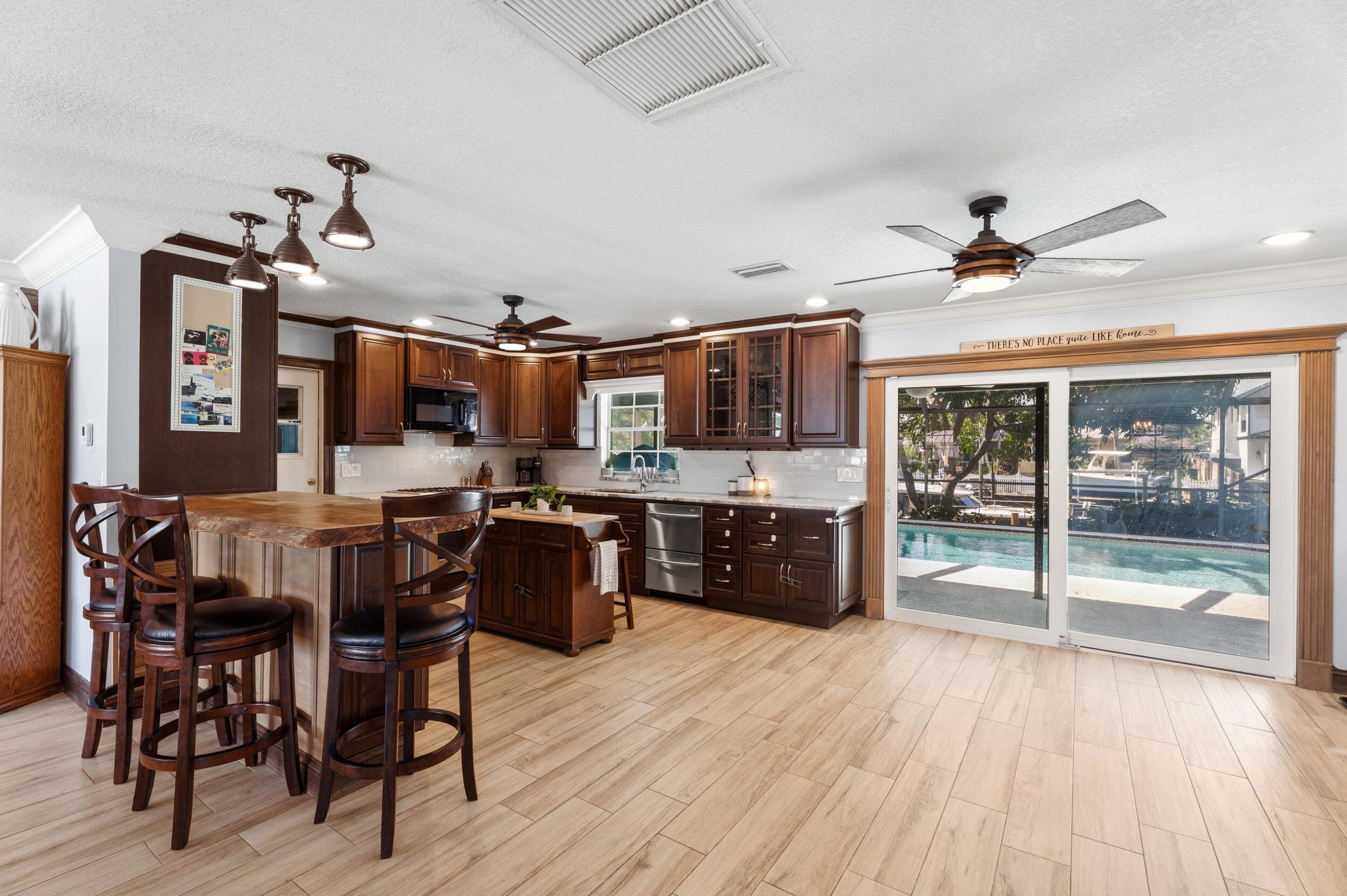 SEAGATE HARBOR - Residential