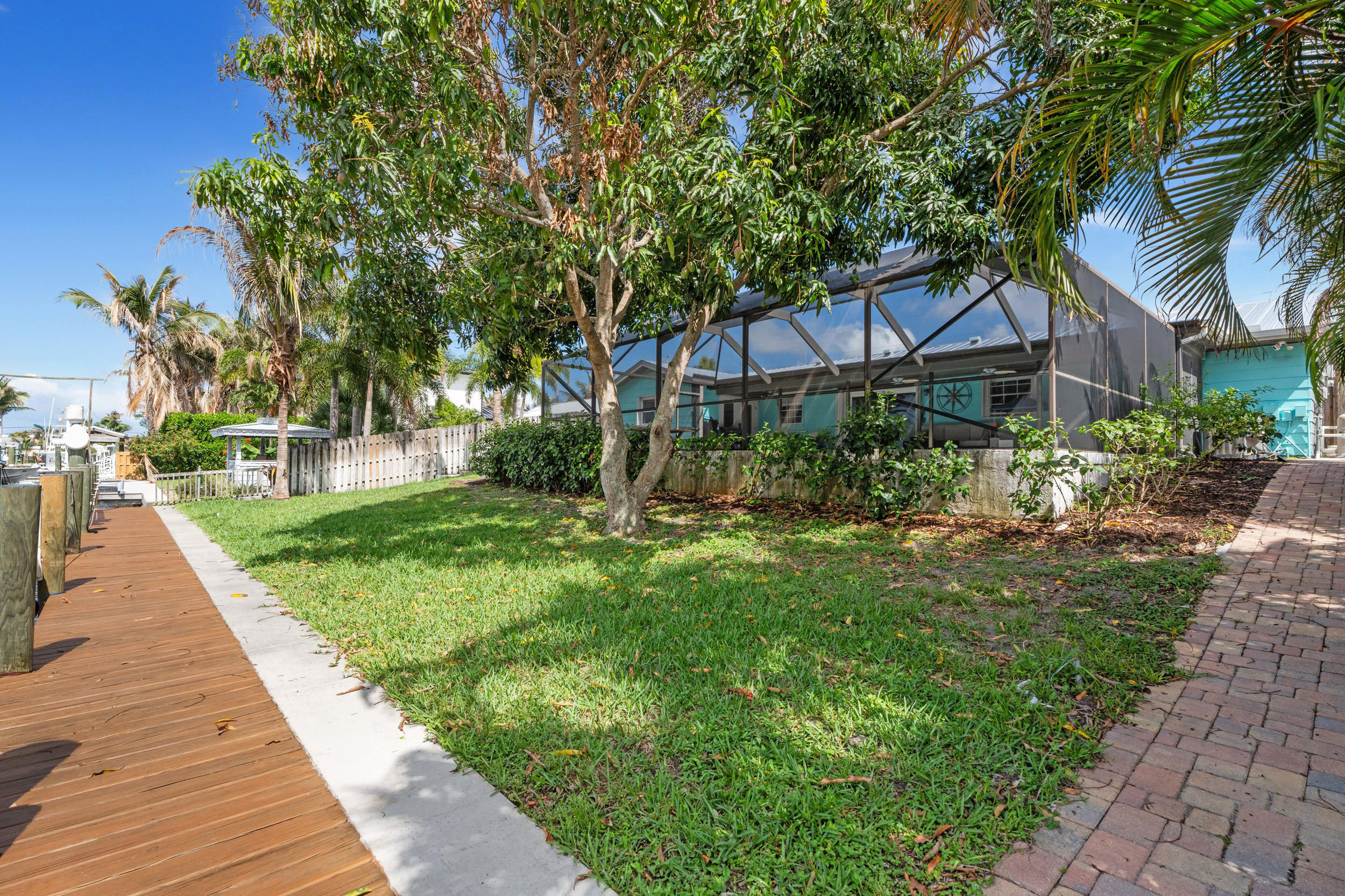 SEAGATE HARBOR - Residential