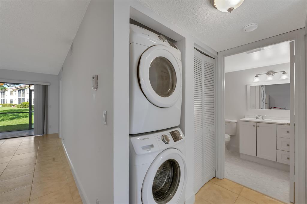 LAKE WINDWOOD CONDO - Residential Lease