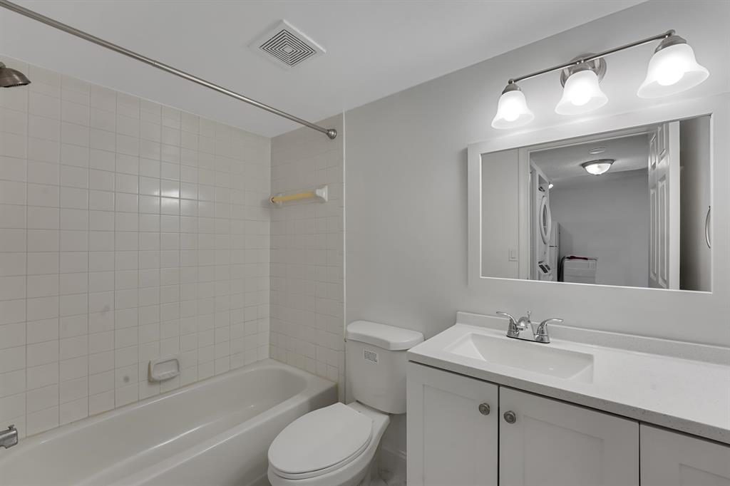 LAKE WINDWOOD CONDO - Residential Lease