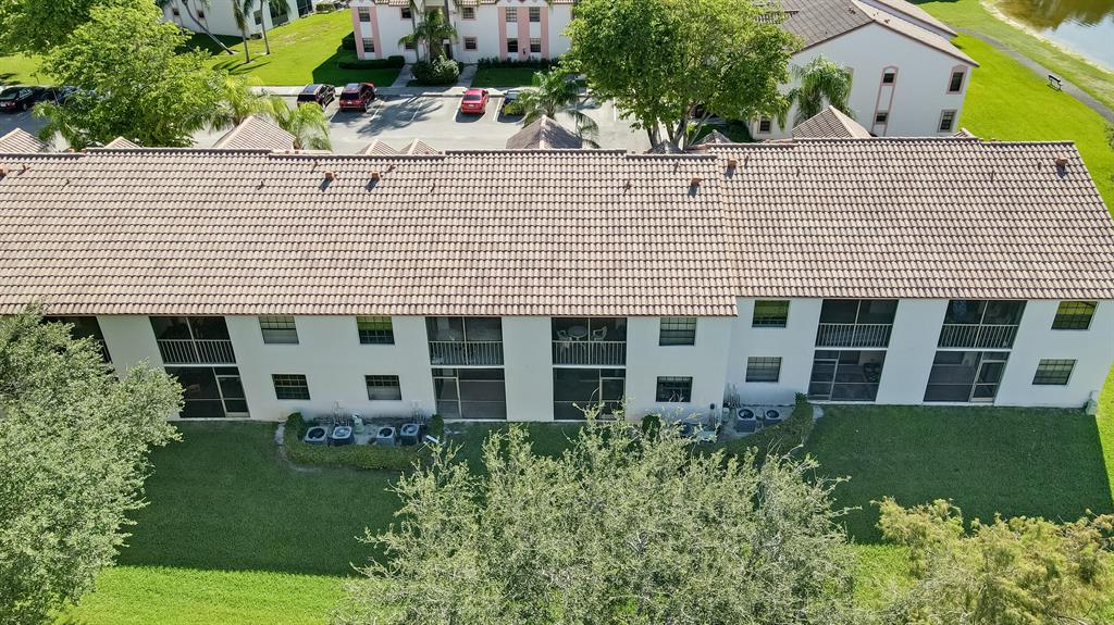 LAKE WINDWOOD CONDO - Residential Lease