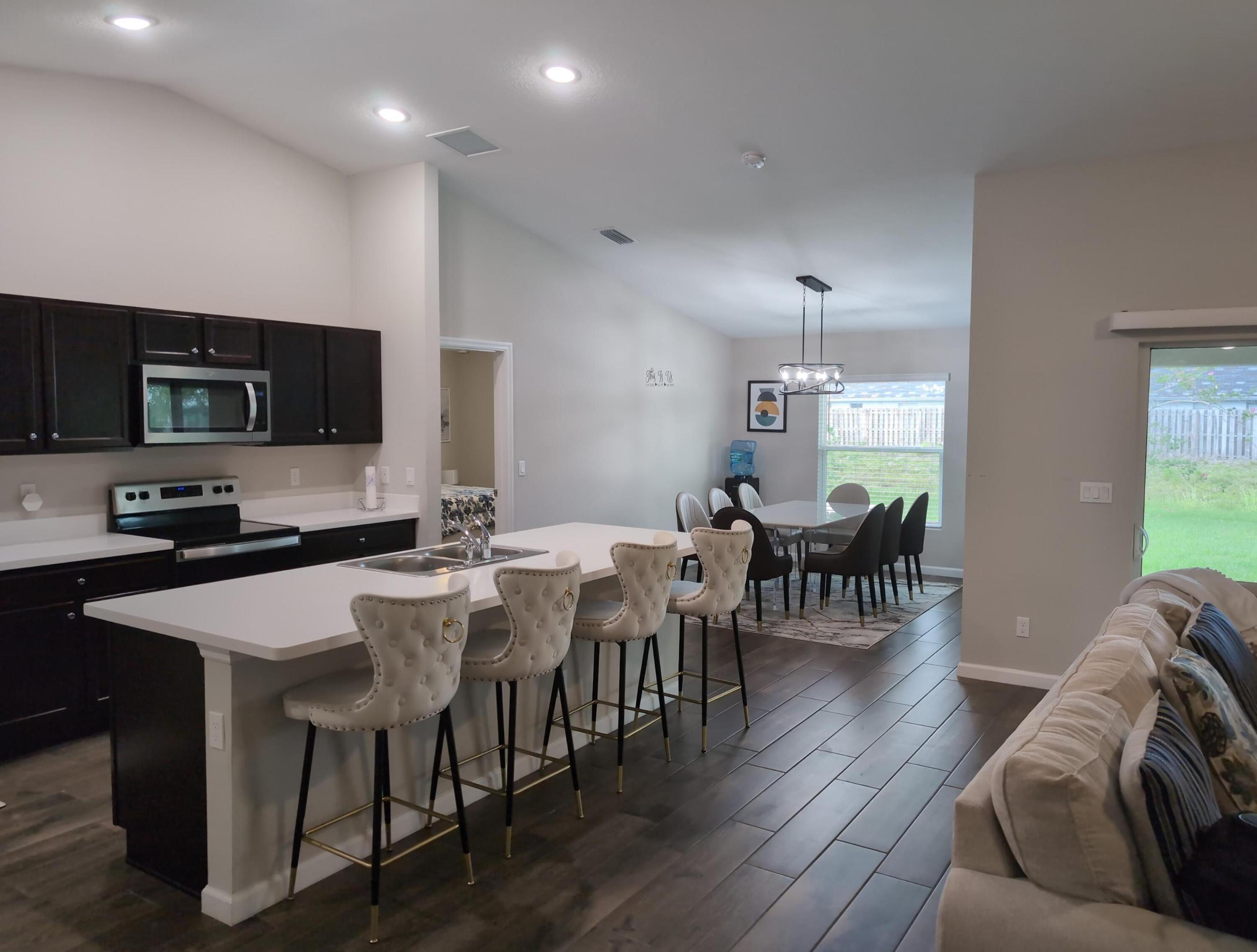 PORT ST LUCIE SECTION 30 - Residential