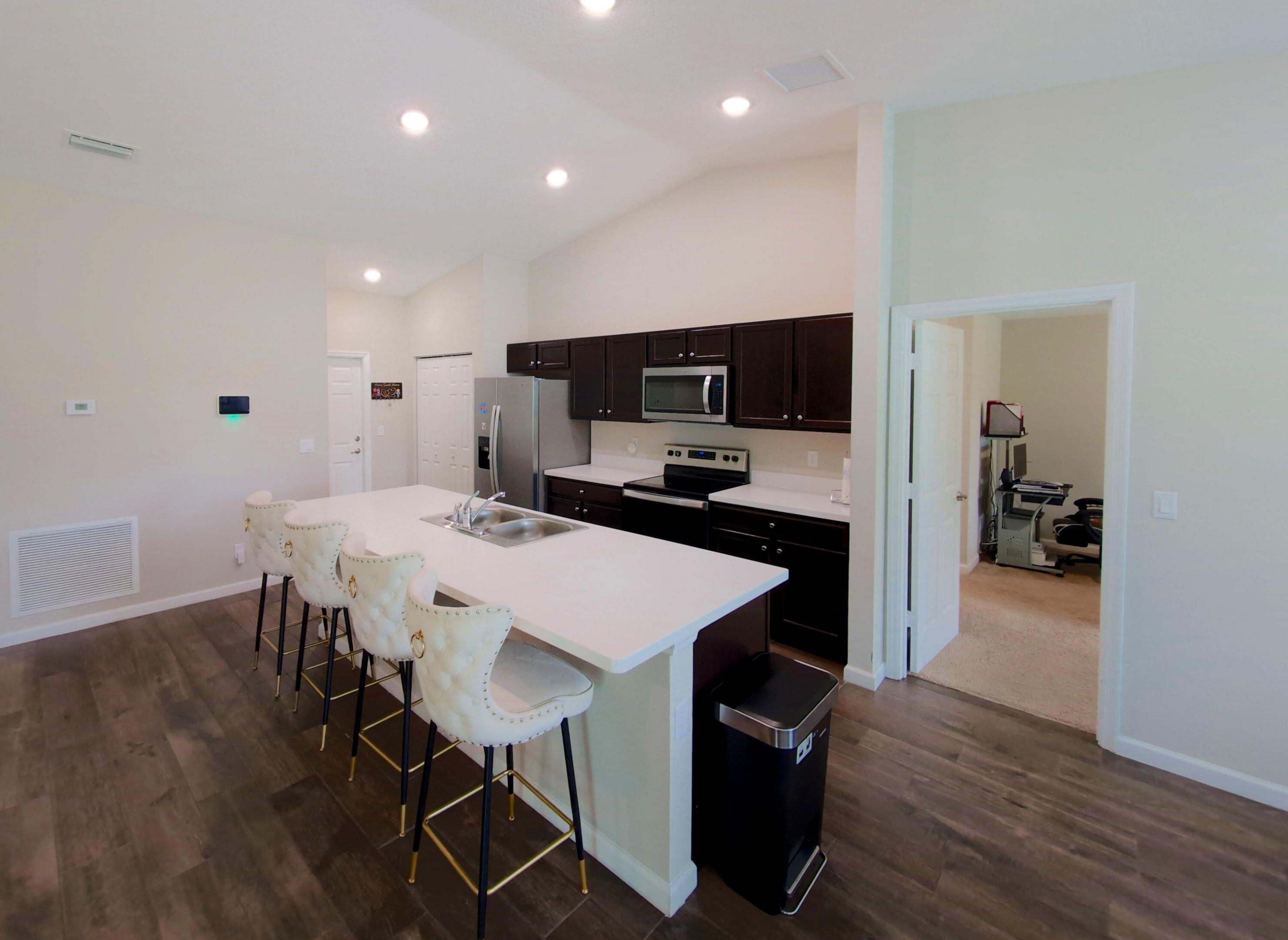 PORT ST LUCIE SECTION 30 - Residential