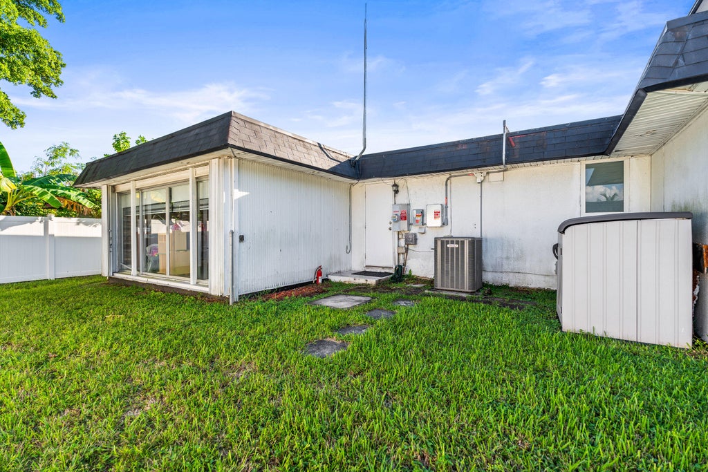 Photo of 6408 Brookwood Boulevard, Tamarac, FL 33321 (MLS # B26081544)