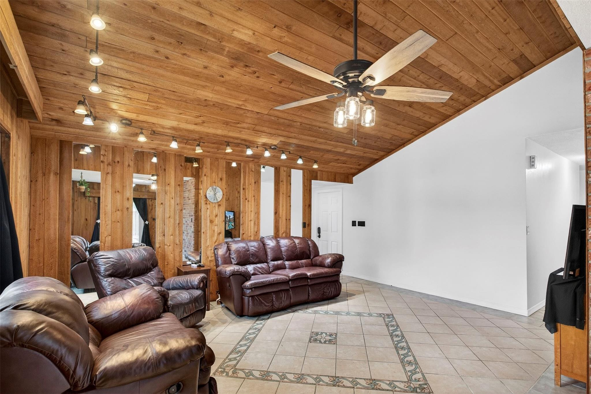 2081 NW 107th Terrace