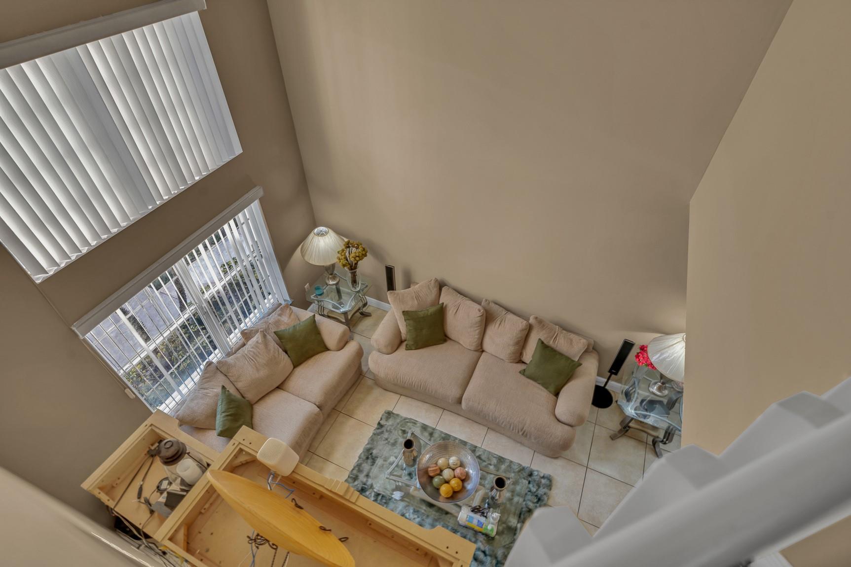 Lakeview Townhomes - Residential