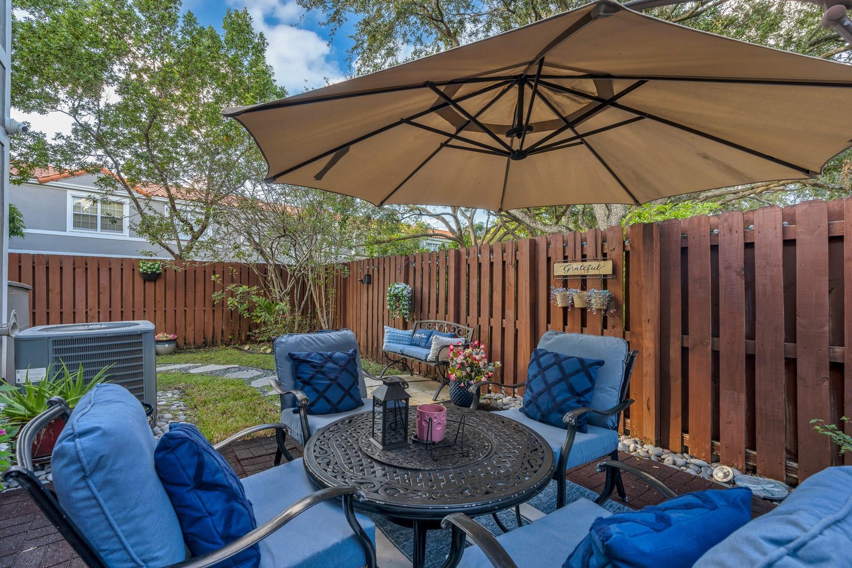 Lakeview Townhomes - Residential