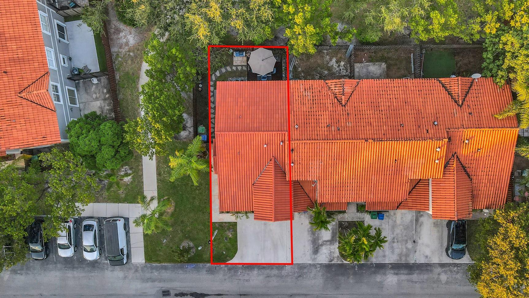 Lakeview Townhomes - Residential