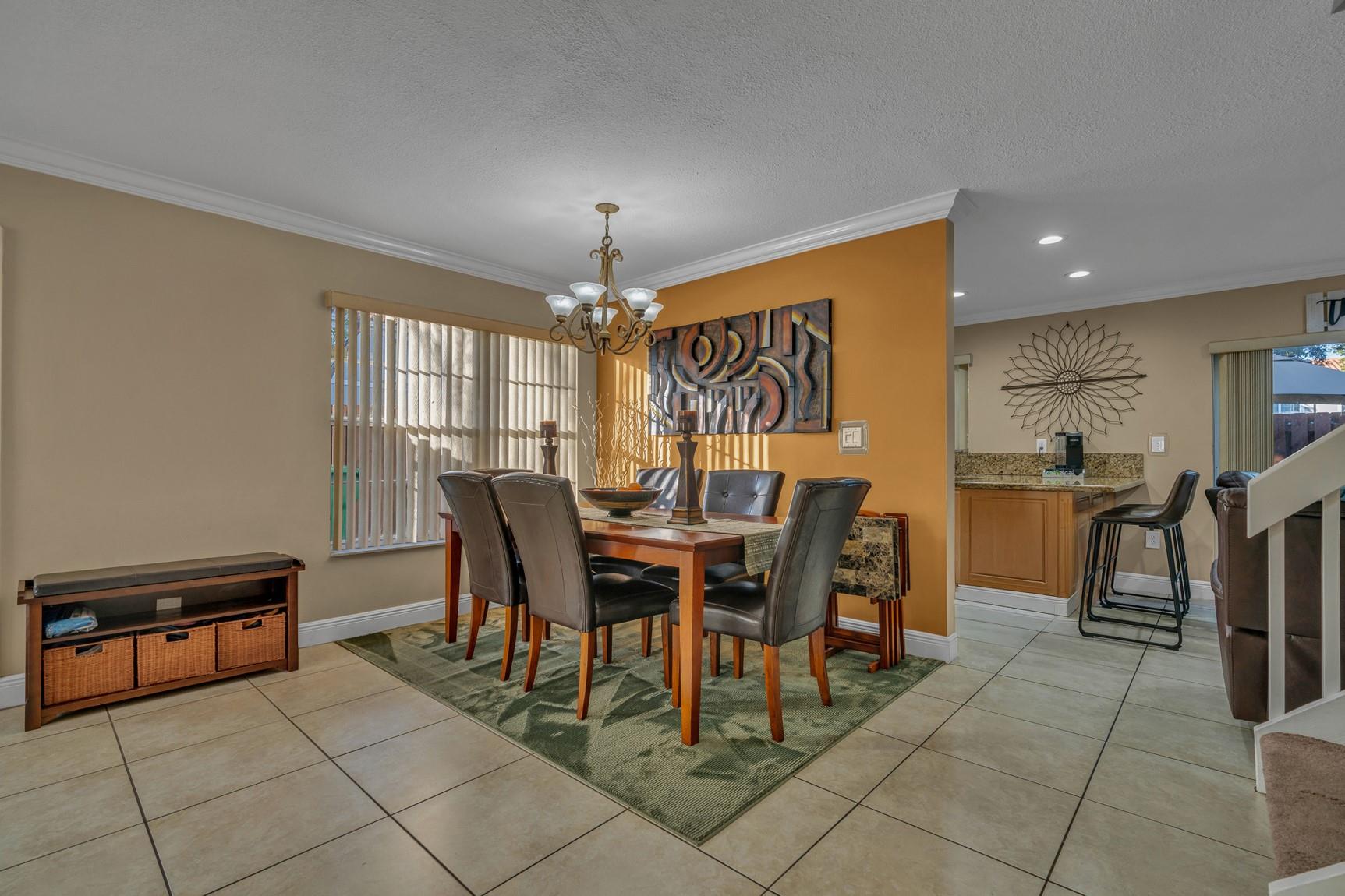 Lakeview Townhomes - Residential