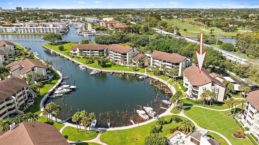 Photo of 1124 Marine Way W #D2r + Boat Slip 19, North Palm Beach, FL 33408 (MLS # R11095703)