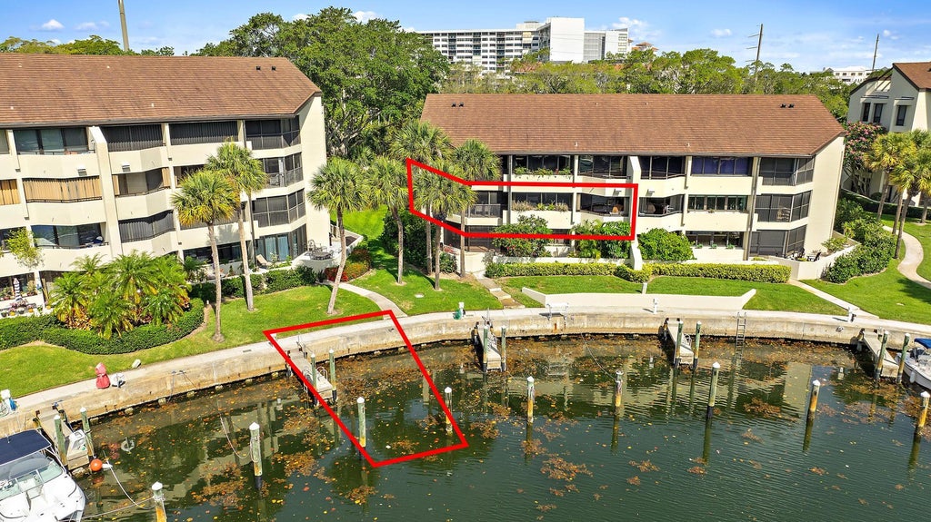 Photo of 1124 Marine Way W #D2r + Boat Slip 19, North Palm Beach, FL 33408 (MLS # R11095703)