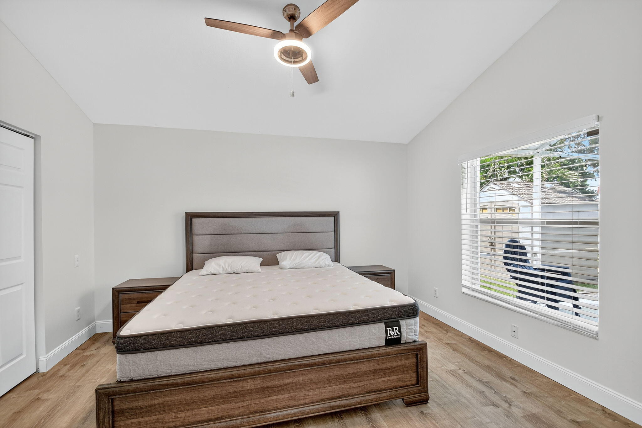 WELLINGTONS EDGE PAR 76 PH 1 - Residential