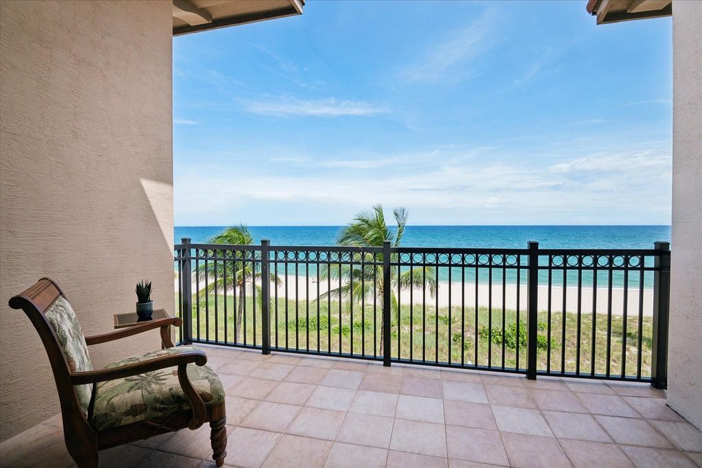 Photo of 4444 El Mar Dr #3402, Fort Lauderdale, FL 33308 (MLS # F10539940)