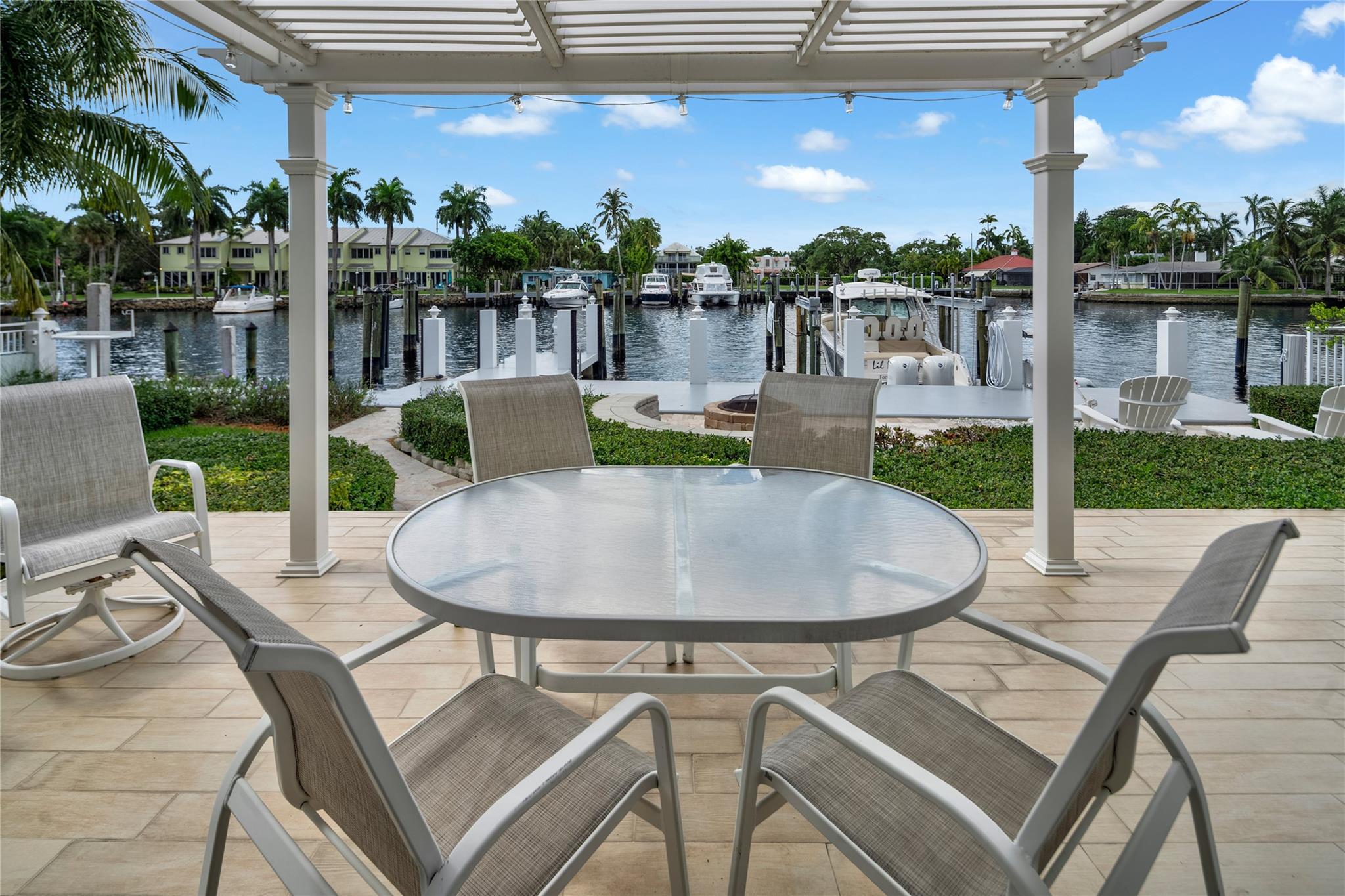 Sailboat Bend - Residential