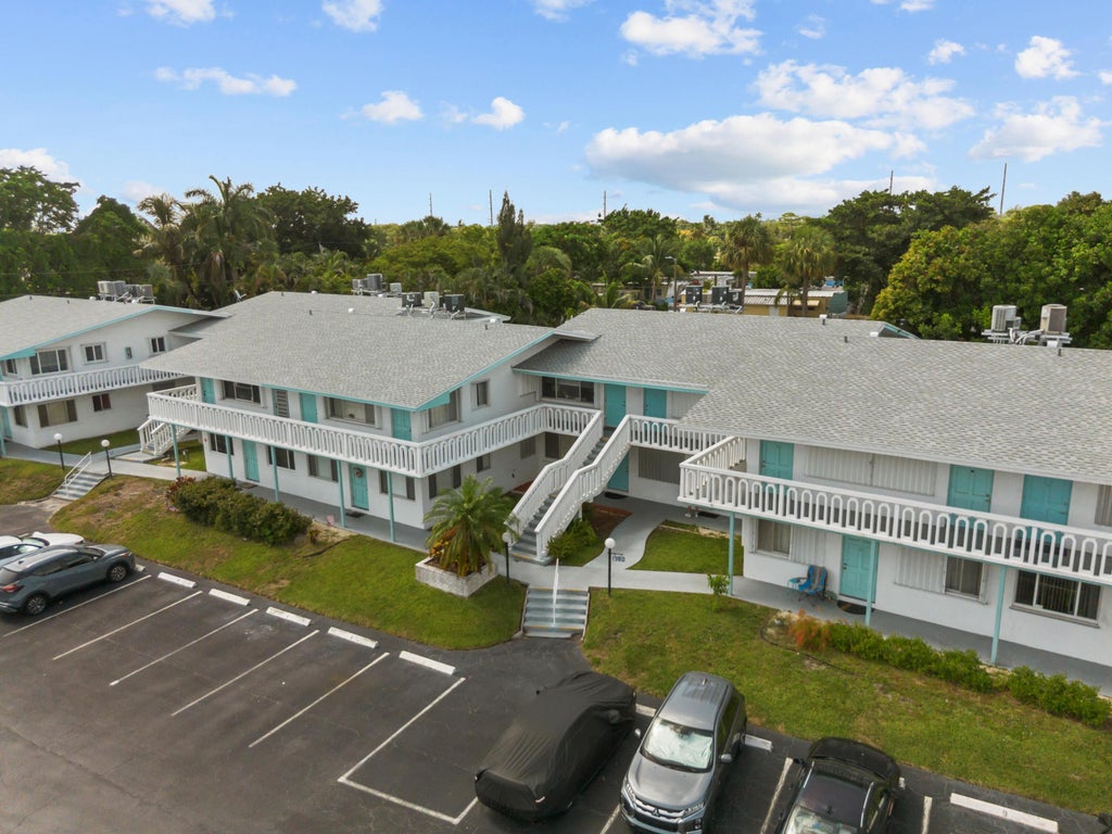 Photo of 1980 Sunset Avenue #7, Lake Worth Beach, FL 33461 (MLS # B26056200)
