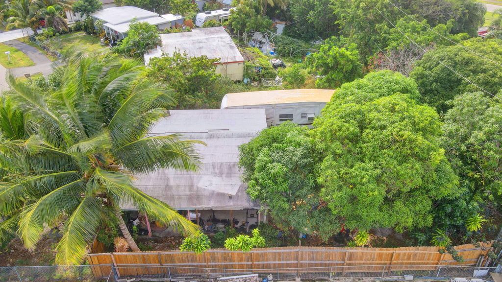 Photo of 4029 Plum Tree Drive, Lantana, FL 33462 (MLS # R11035128)