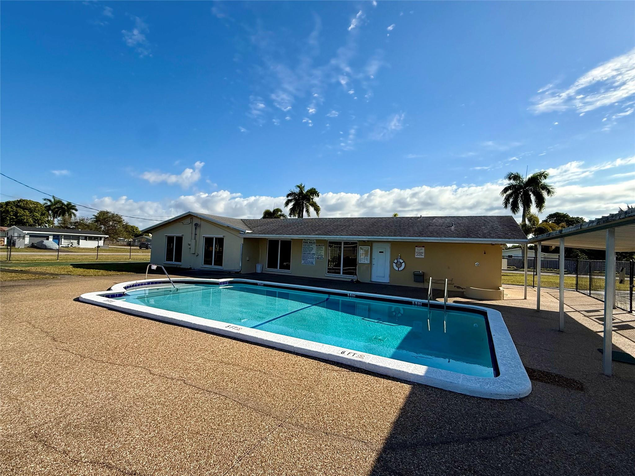 GOLD KEY VILLAS FIRST ADD - Residential