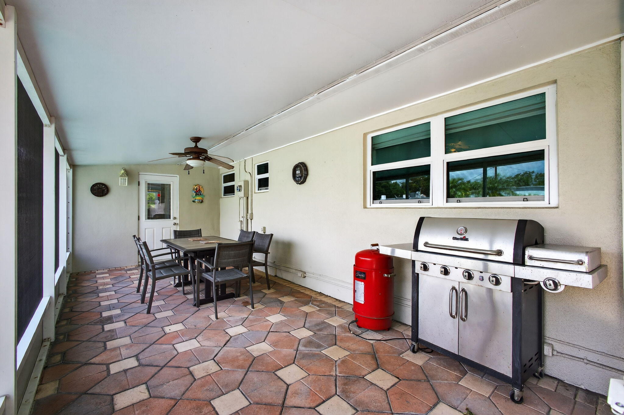 NORTH PALM BEACH VILLAGE - Residential Lease