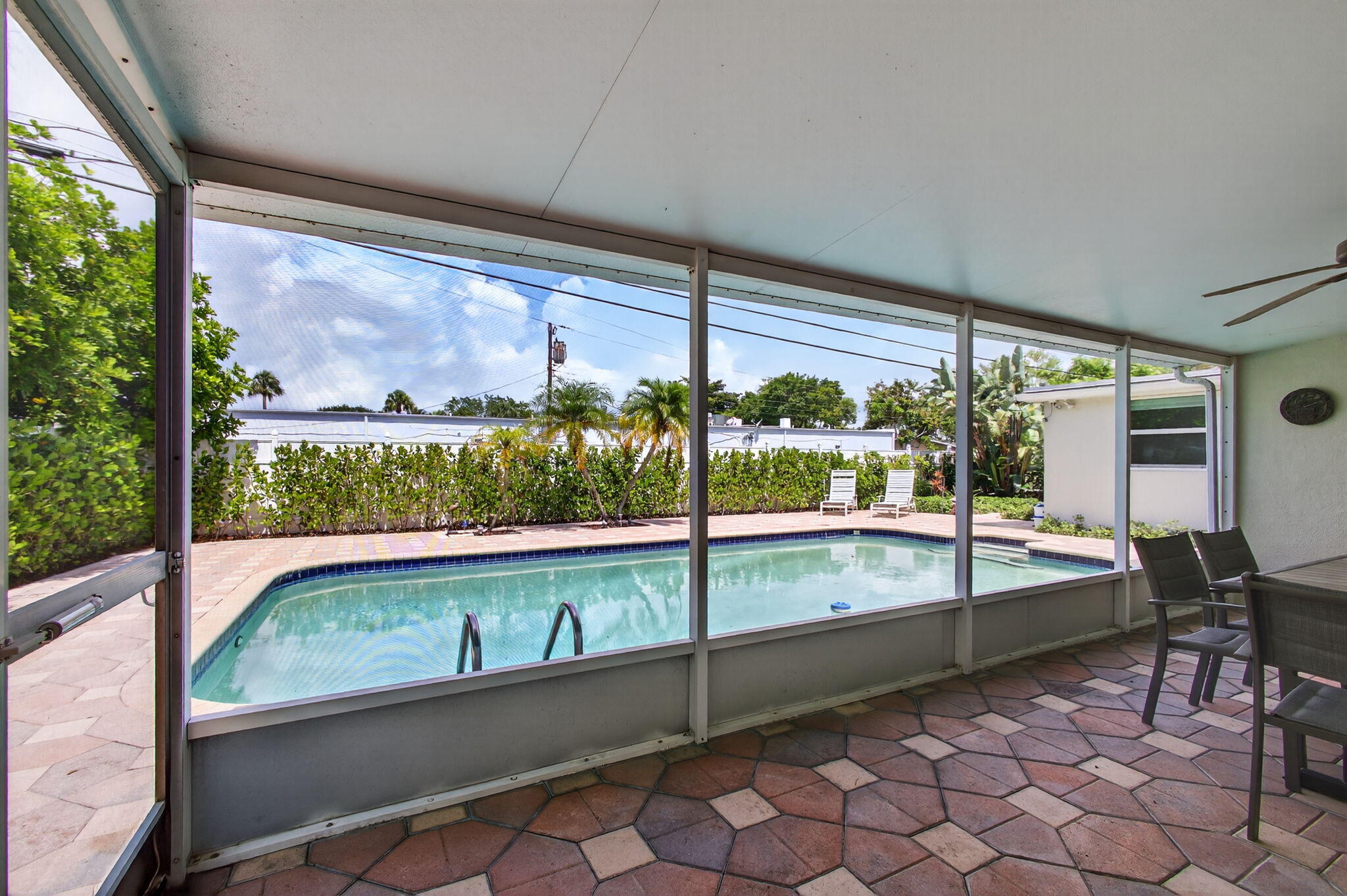 NORTH PALM BEACH VILLAGE - Residential Lease