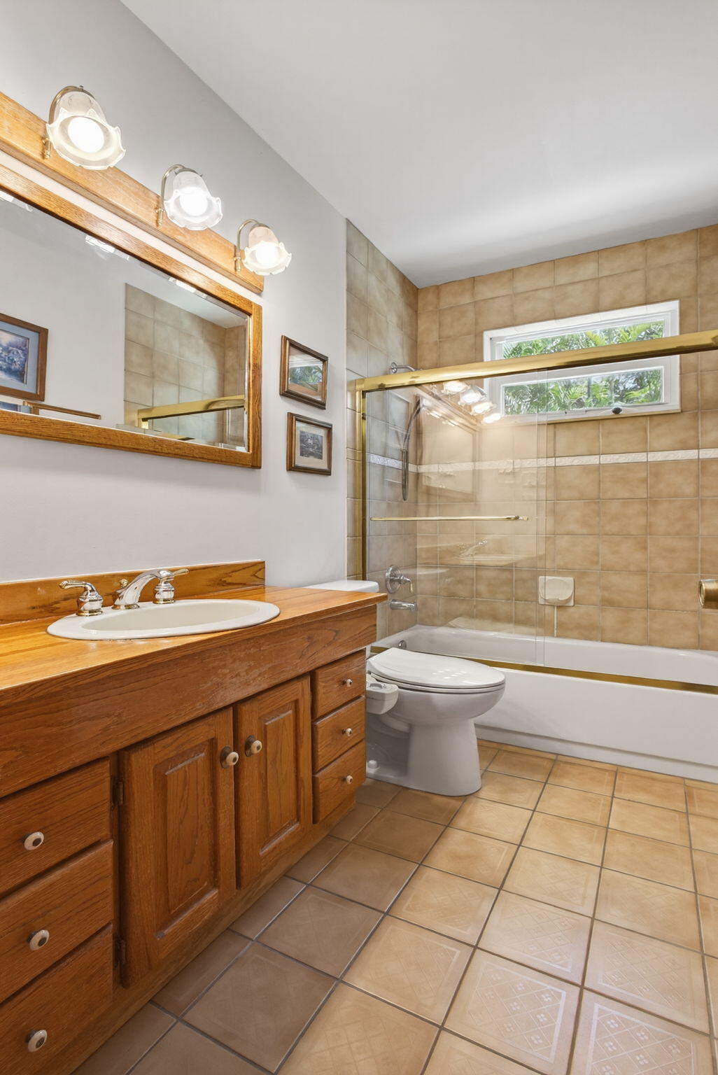 NORTH PALM BEACH VILLAGE - Residential Lease