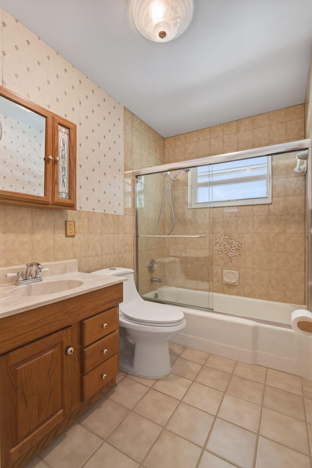 NORTH PALM BEACH VILLAGE - Residential Lease