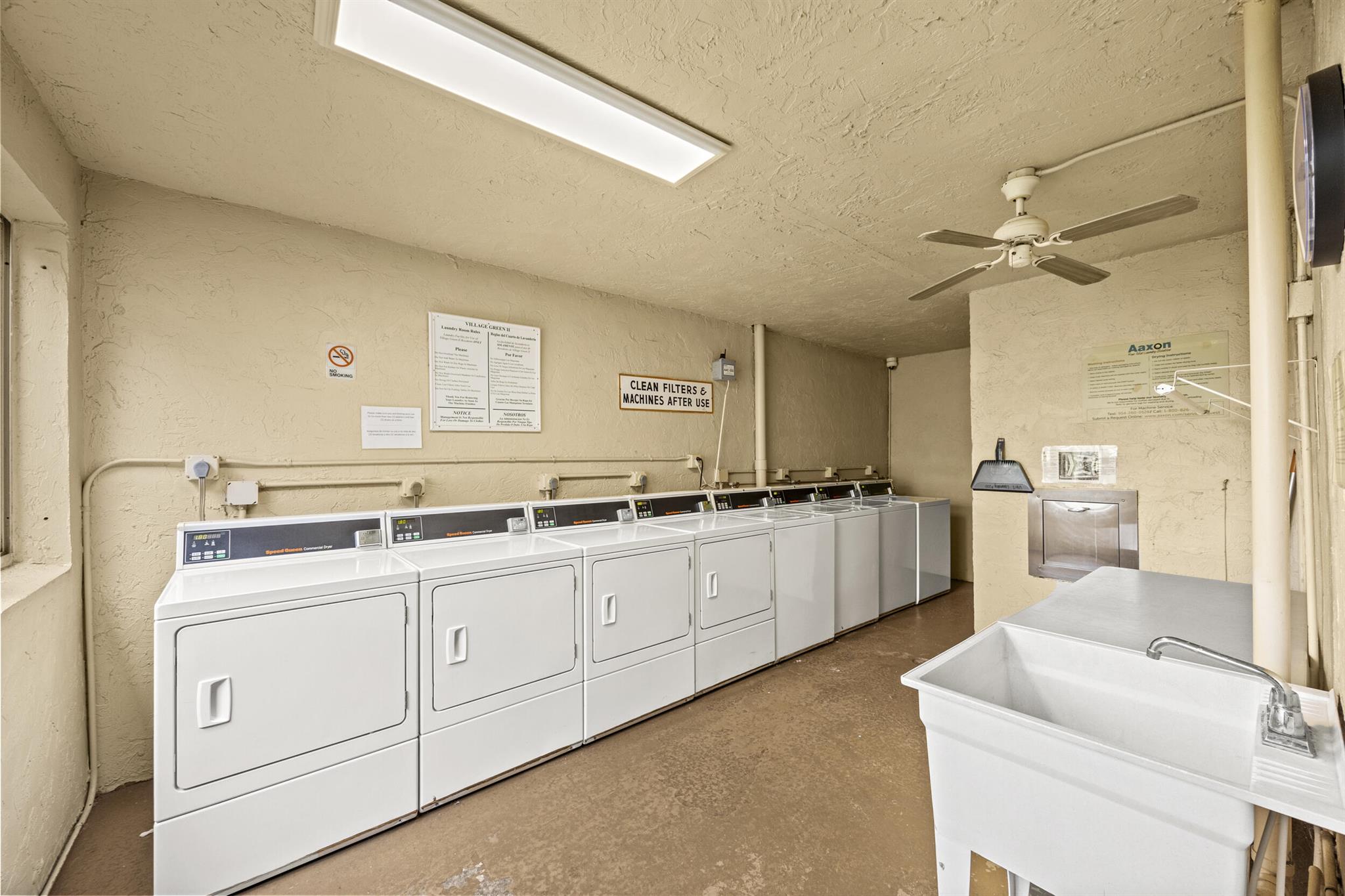 VILLAGE GREEN KENSINGTON - Residential